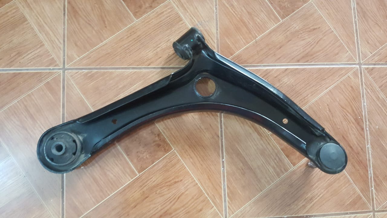 BANDEJAS DELANTERAS MITSUBISHI  LANCER  2008 AL 2017